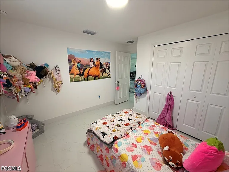 4702 Loraine Ave S — Photo 18