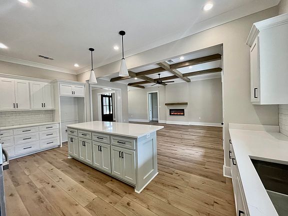 5th image of 3 Pinehill Ct