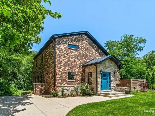 19W676 99th St, Lemont, IL 60439
