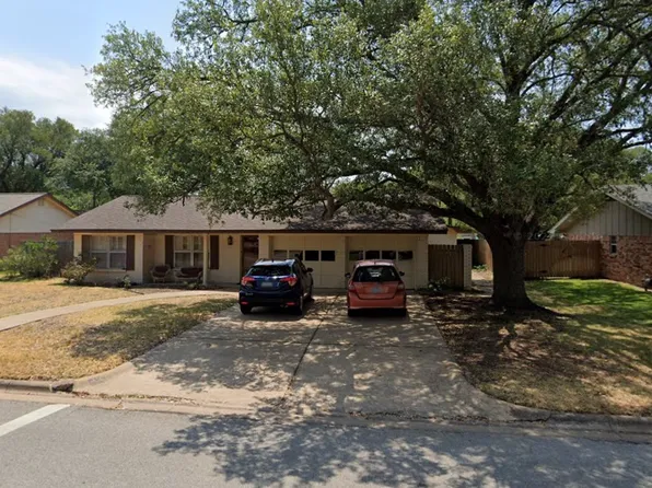 1102 Sul Ross Dr, Bryan, TX 77802