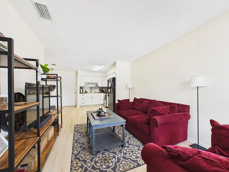 1411 E 109th Ave #B — Photo 30
