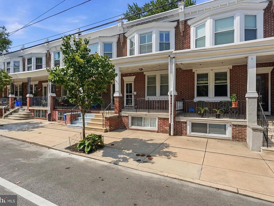 1st image of 3362 Vaux St