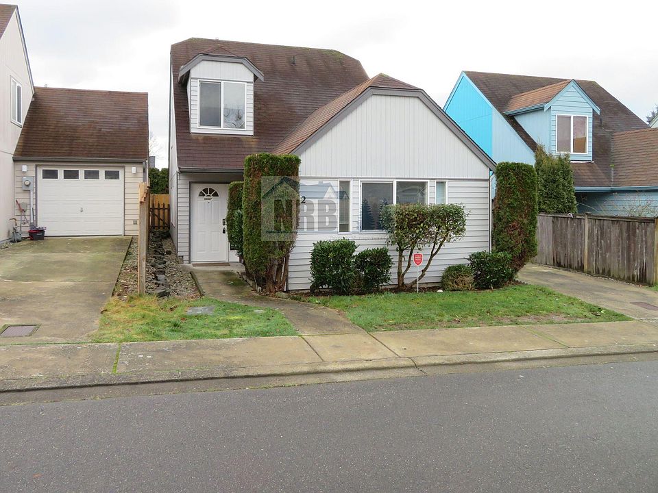 1st image of 132 99th Street Ct E