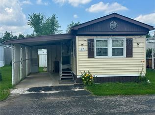 27 Lobue Ln, Buffalo, NY 14225