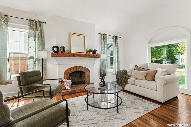 1822 W Magnolia Ave — Photo 8