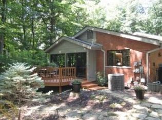 20173 W Whipple Dr, Northville, MI 48167