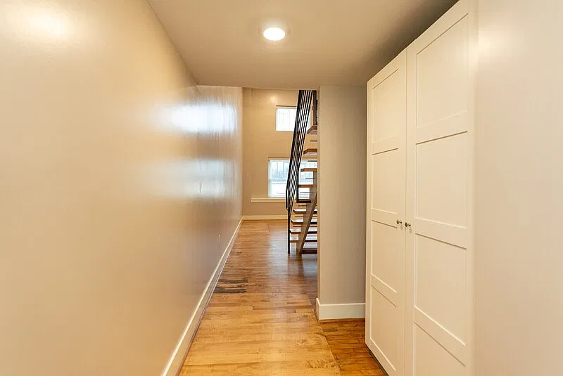 1 bed, 1.0 bath, $1,600 — Photo 2