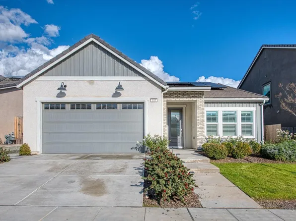 195 S Timberline Way, Madera, CA 93636