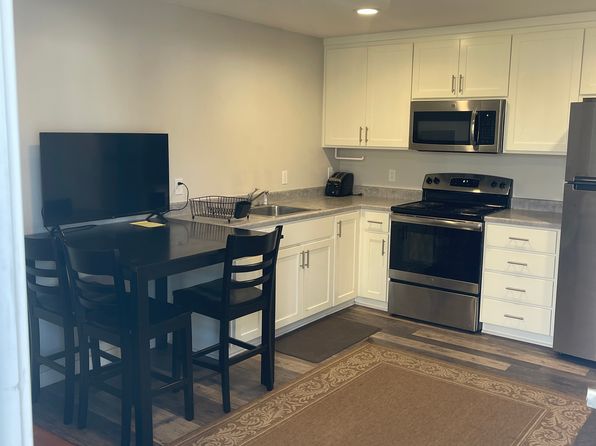 1139 S G St #6