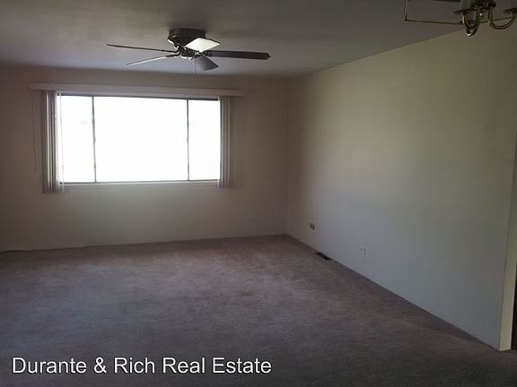2nd image of 1429 Millbrook Ct