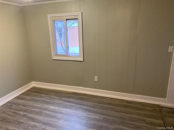 5th image of 112 Jefferson Heights #16