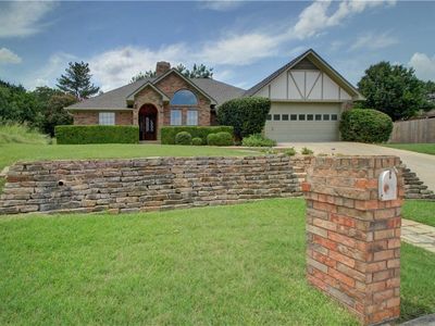 209 Bradford Ct, Hurst, TX, 76053
