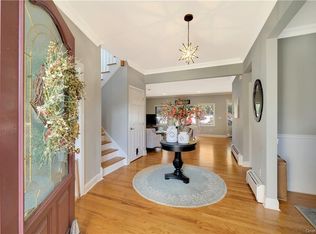 26 Shorn Dr, Blauvelt, NY