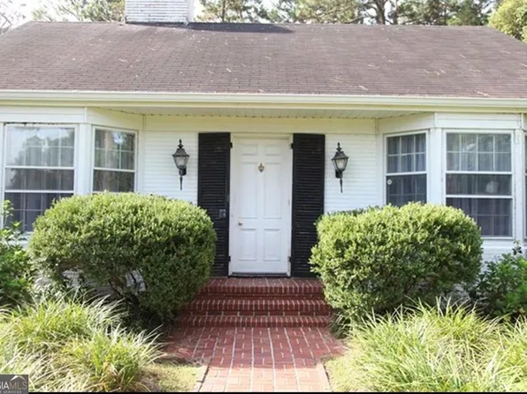 220 13th Ave SE, Moultrie, GA 31768