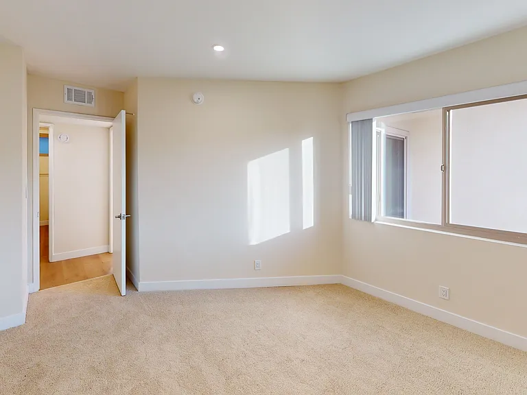 The Willows Apartments — Photo 10