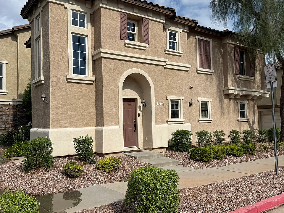 5714 S 21st Ter