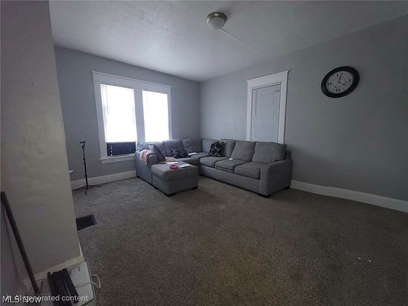4th image of 1203 Woodland St NE