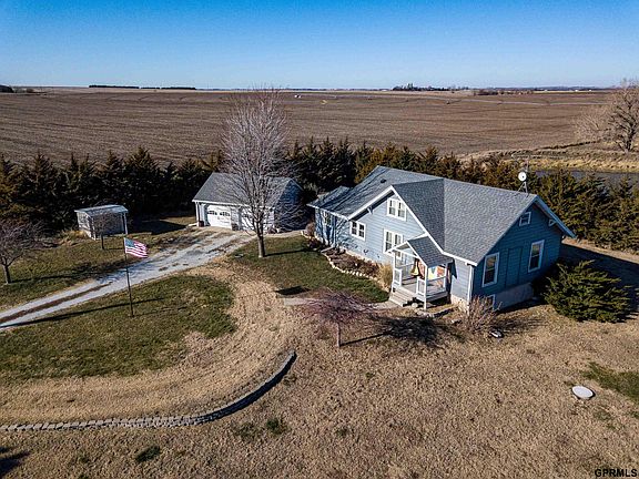 3rd image of 1450 County Road C