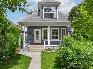 918 S 18th Ave SE, Calgary, AB T2G 1L3
