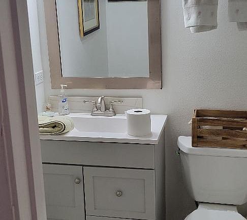 2nd image of 333 Julia St APT 214