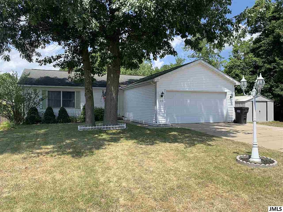 1st image of 410 Washington Dr