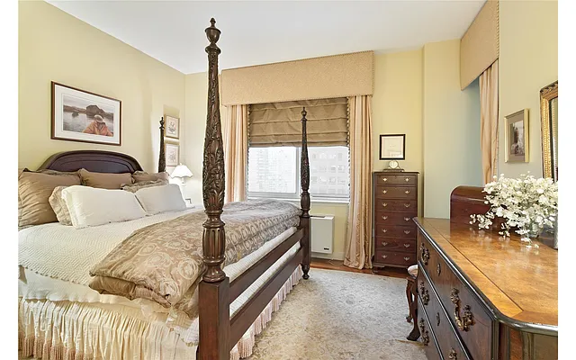 Sold by Douglas Elliman | media 6