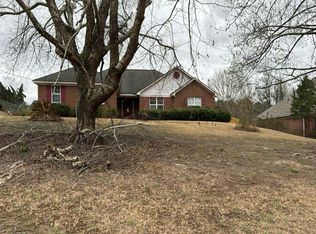 2933 Arrowwood Cir, Hephzibah, GA 30815