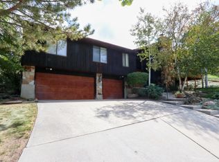 10729 S Maple Hill Cir, Sandy, UT 84092