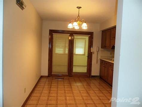 Dining area to sunroom