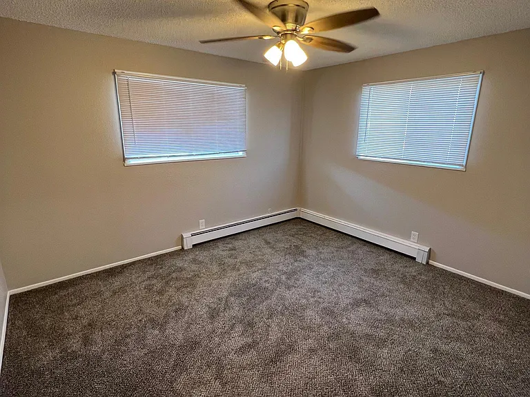 1550 E 8th St #1550 — Photo 6