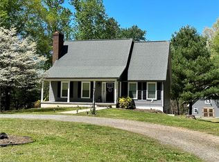 4950 Dock Davis Rd, Clemmons, NC 27012