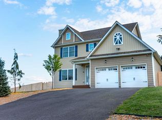 16 Lauren Ln, Montgomery, NY 12549