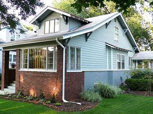 926 Clinton Ave, Oak Park, IL 60304