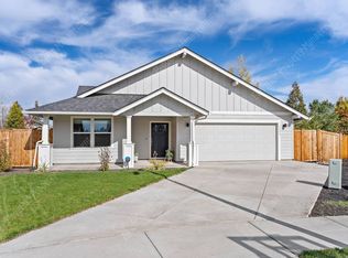 1679 SW Black Butte Ct, Redmond, OR