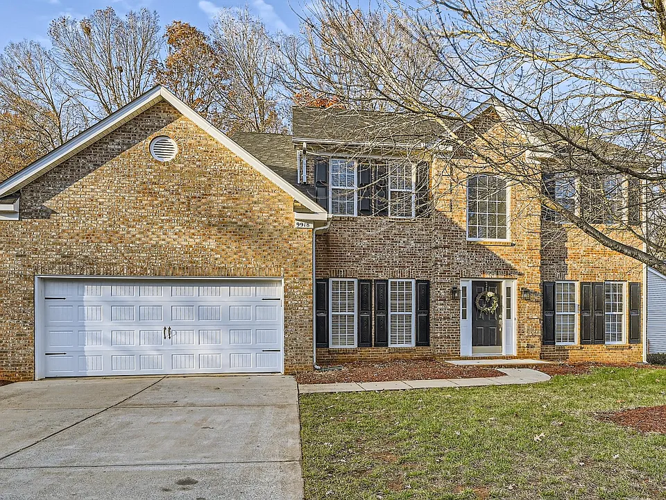 9918 Southampton Commons Dr