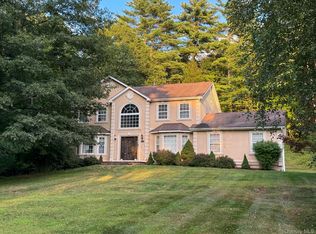 88 James Clark Drive, Middletown, NY 10940