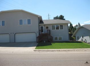 2215 Windmill Dr, Spearfish, SD 57783