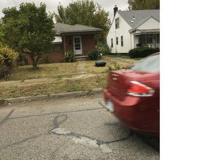 8690 Pierson St, Detroit, MI 48228