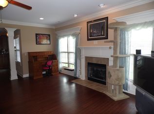 310 Spencer Lakes Dr, Meridianville, AL 35759