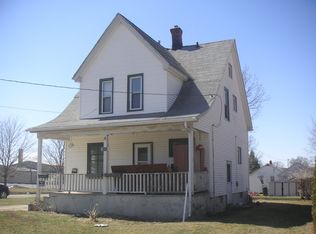 2945 Hanson St, Rockford, IL