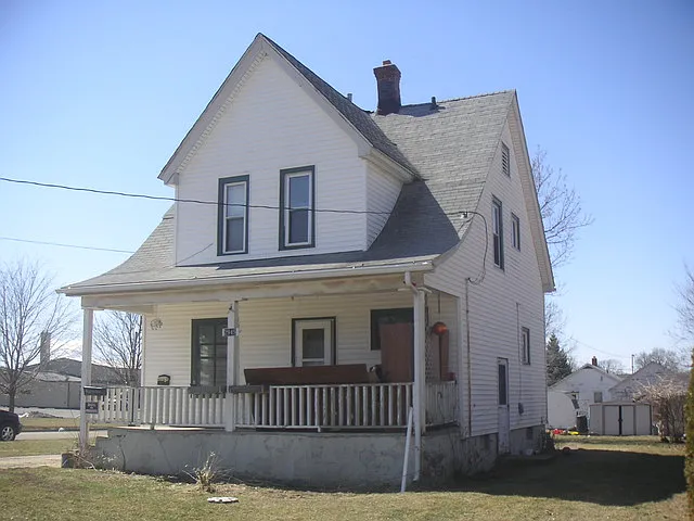 2945 Hanson St photo 1