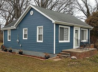 33811 Schneider Rd, Chesterfield, MI 48047