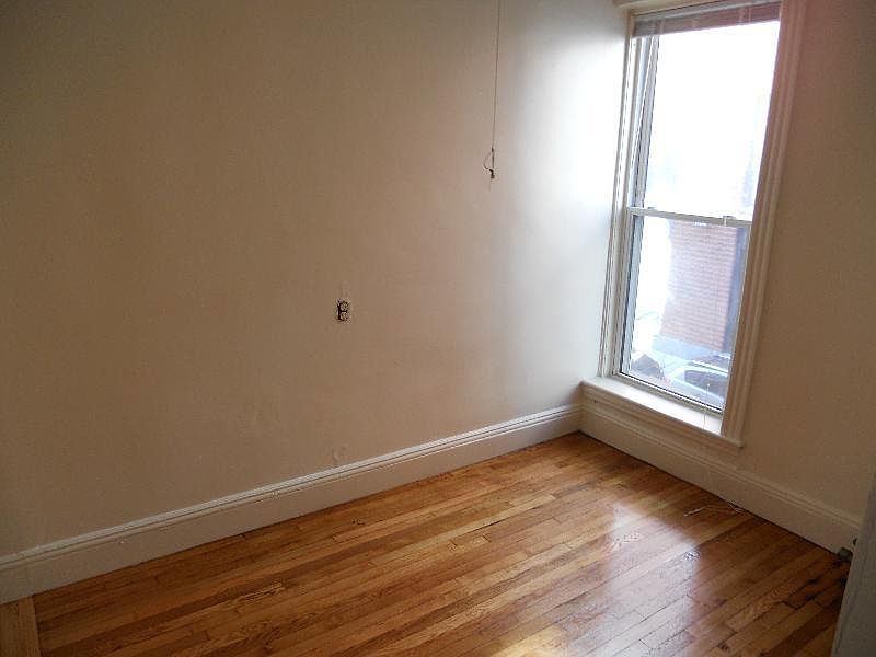 2nd image of 55 Worthington St #11