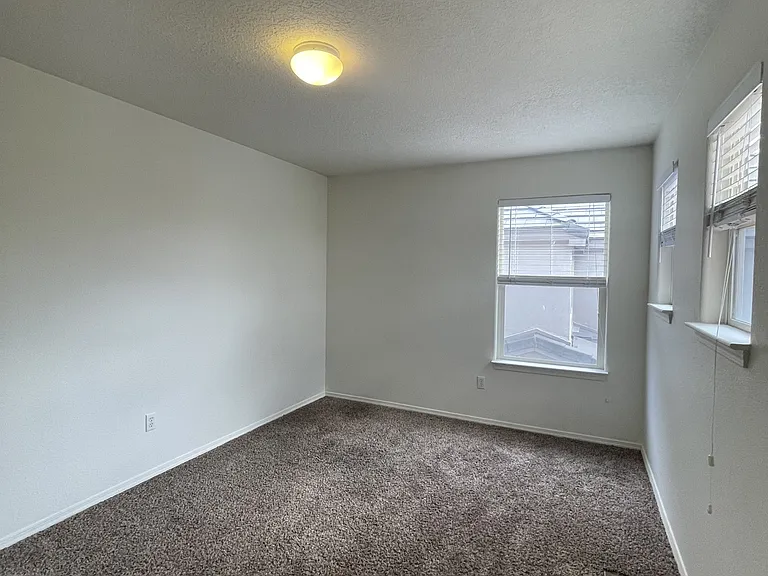 3540 Clear Creek Rd NE — Photo 24