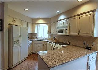 4th image of 2318 S 105th St
