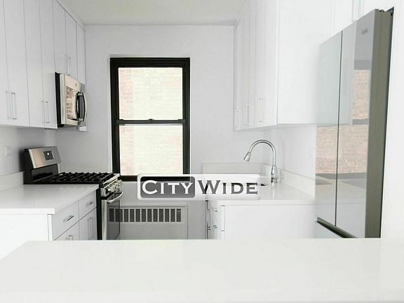 4th image of 145 E 16th St APT 7E