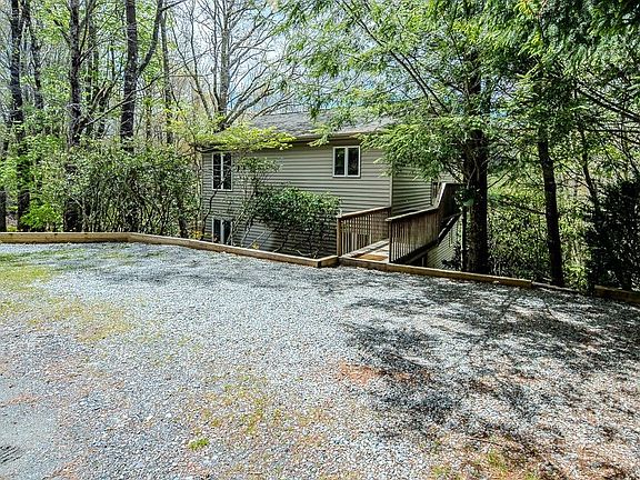 2nd image of 129 Lower Grouse Ridge Road