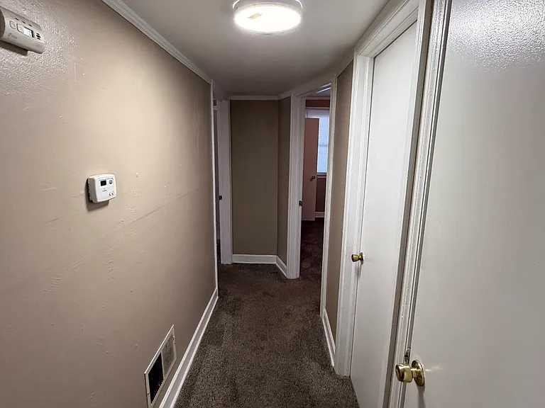 3757 Henry Ave — Photo 9