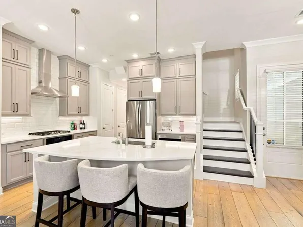 1097 Kirkland Cir, Smyrna, GA 30080