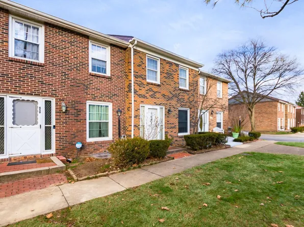 661 Dlyn St, Columbus, OH 43228